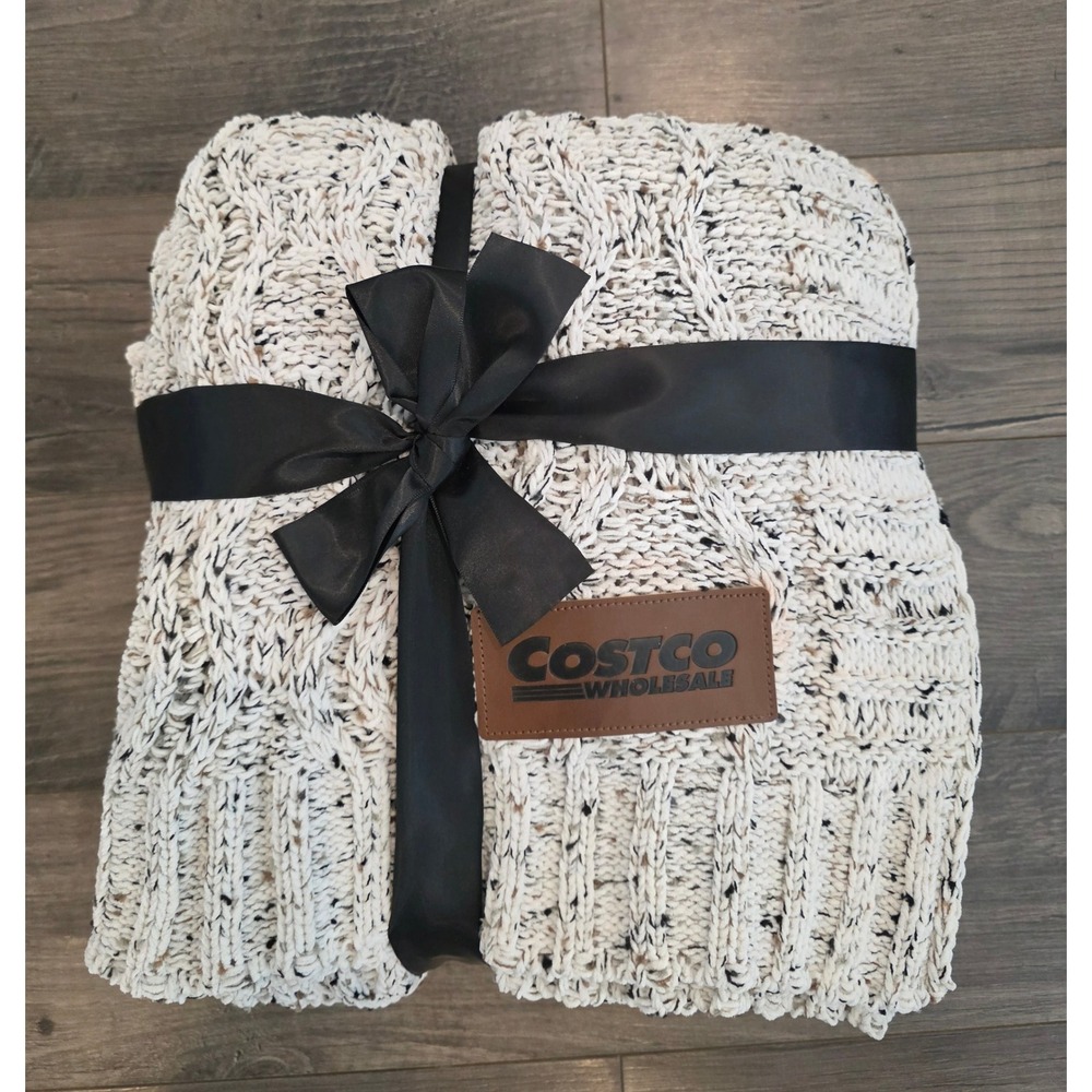 NWT Costco Wholesale Chunky Cable Knit Throw Blanket Marled Cream Black Speckled